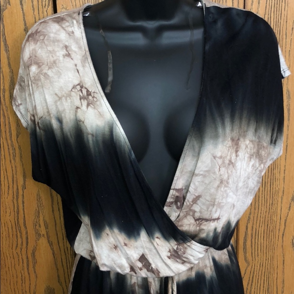 romper - Picture 2 of 3